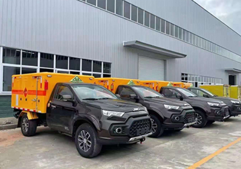 石龙爆破器材运输车-保障安全与效率的关键